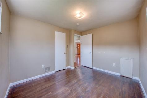 110 Clearfield Place Sheraden PA 15204