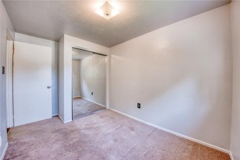 110 Clearfield Place Sheraden PA 15204