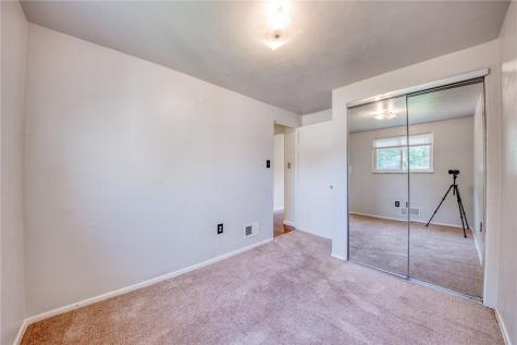 110 Clearfield Place Sheraden PA 15204