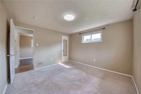 110 Clearfield Place Sheraden PA 15204