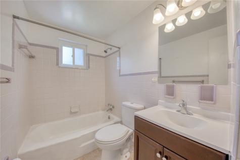 110 Clearfield Place Sheraden PA 15204