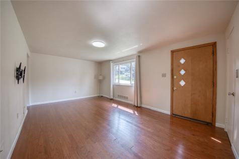 110 Clearfield Place Sheraden PA 15204