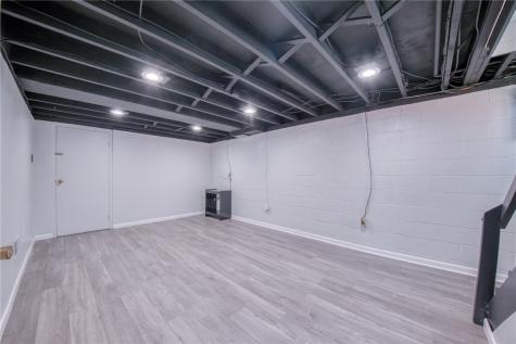 110 Clearfield Place Sheraden PA 15204