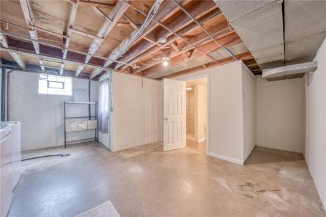 110 Clearfield Place Sheraden PA 15204