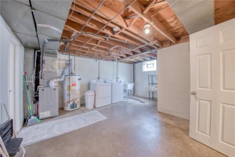 110 Clearfield Place Sheraden PA 15204