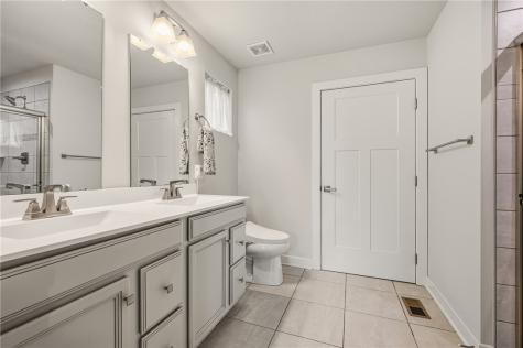 260 Arden Drive Lancaster Township PA 16037
