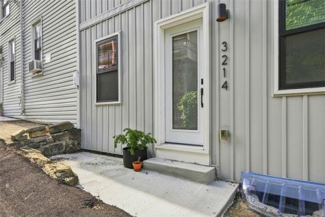 3214 Dobson Street Polish Hill PA 15219