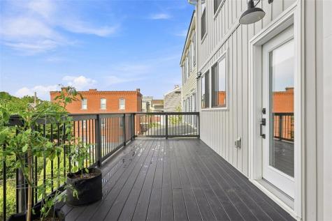 3214 Dobson Street Polish Hill PA 15219