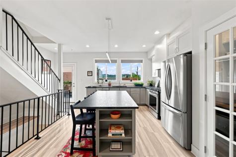 3214 Dobson Street Polish Hill PA 15219