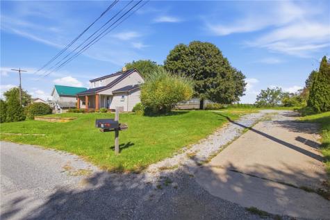 113 Pheasant Farm Road Mahoning Township PA 16242