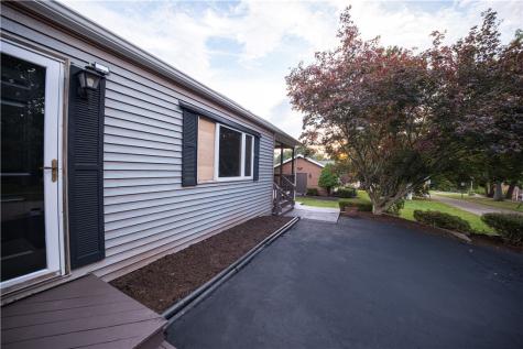 3013 21st Avenue Beaver Falls PA 15010