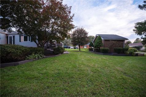 3013 21st Avenue Beaver Falls PA 15010