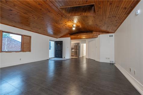 3013 21st Avenue Beaver Falls PA 15010