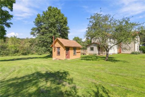 871 Brownstown Hill Road Quemahoning Township PA 15563