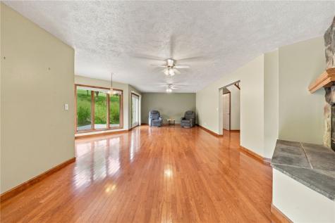327 Sugar Run Road Waynsbrg/frankln Township PA 15370