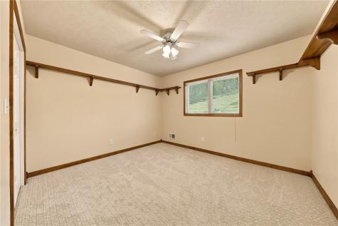 327 Sugar Run Road Waynsbrg/frankln Township PA 15370