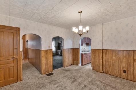 524 8th Street Irwin PA 15642