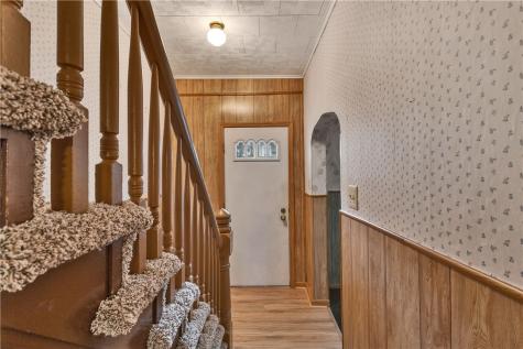 524 8th Street Irwin PA 15642