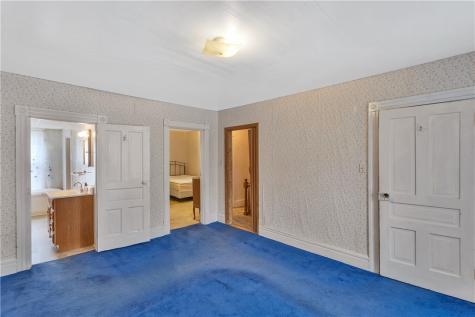 524 8th Street Irwin PA 15642
