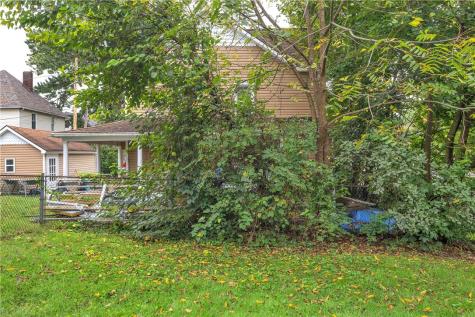 524 8th Street Irwin PA 15642
