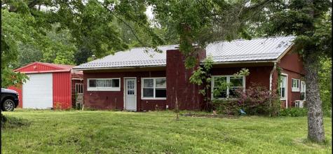 9137 N Sunnyside Drive Shenango PA 16424