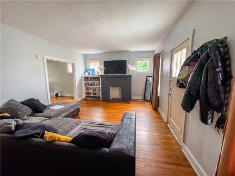 1024 Mirror Street Greenfield PA 15217