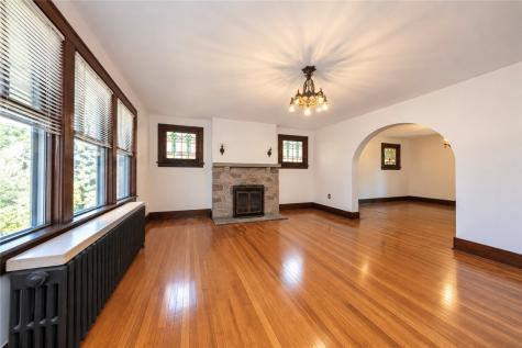 319 Stanford Avenue West View PA 15229