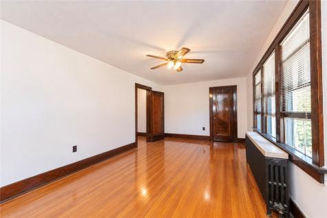 319 Stanford Avenue West View PA 15229