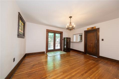 319 Stanford Avenue West View PA 15229