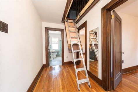 319 Stanford Avenue West View PA 15229