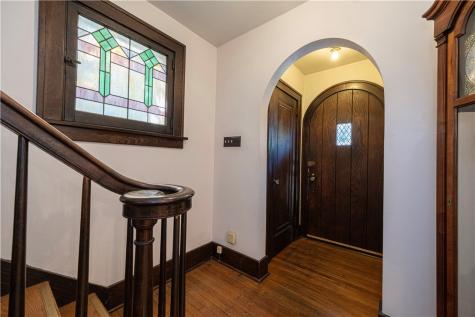 319 Stanford Avenue West View PA 15229