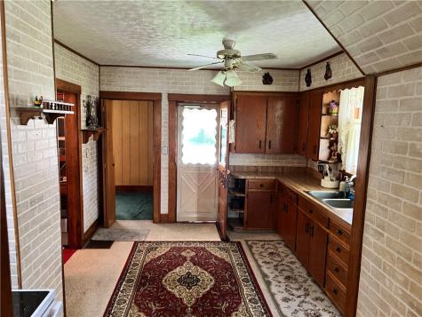 10 Leet Avenue Greenville Boro PA 16125