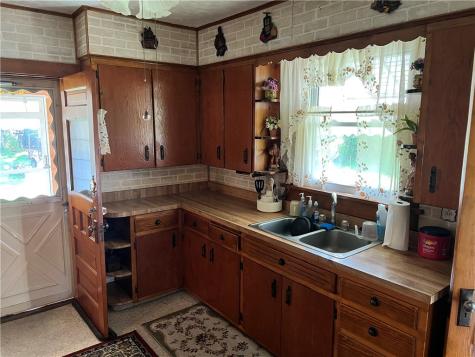 10 Leet Avenue Greenville Boro PA 16125