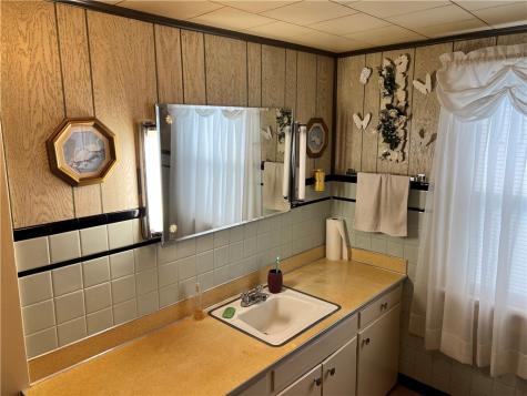 10 Leet Avenue Greenville Boro PA 16125