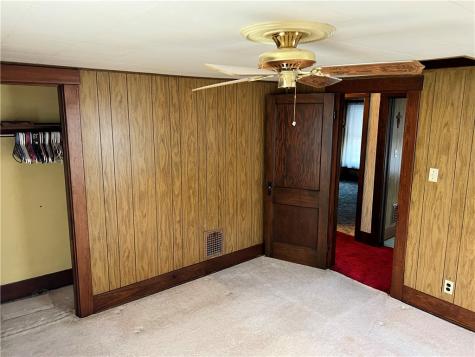 10 Leet Avenue Greenville Boro PA 16125