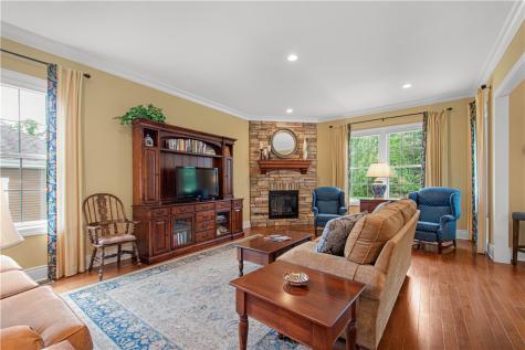 1518 Celebration Circle South Fayette PA 15017