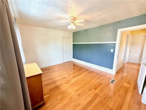 319 Manhattan Avenue Shaler PA 15223