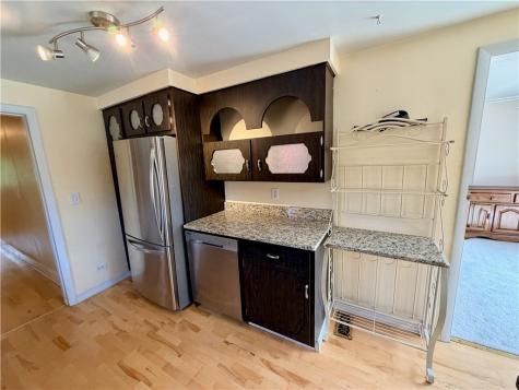 319 Manhattan Avenue Shaler PA 15223