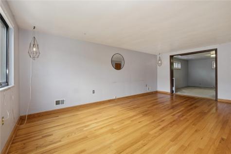 2724 Dwight Avenue Dormont PA 15216