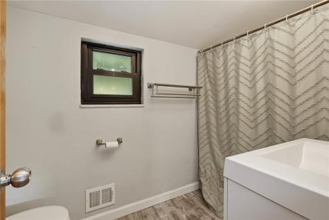 2724 Dwight Avenue Dormont PA 15216