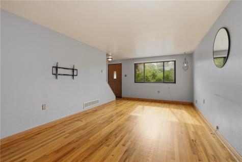 2724 Dwight Avenue Dormont PA 15216