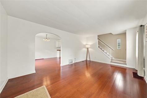 5741 Front Street Verona PA 15147