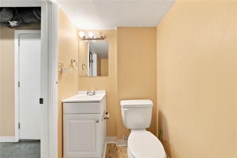 5741 Front Street Verona PA 15147