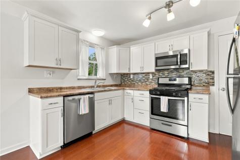 5741 Front Street Verona PA 15147