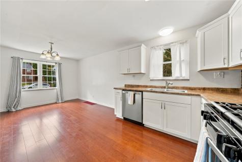 5741 Front Street Verona PA 15147
