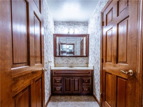 196 White Oak Drive Allegheny Township PA 15068
