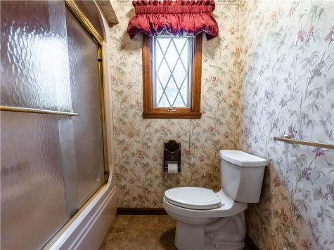 196 White Oak Drive Allegheny Township PA 15068
