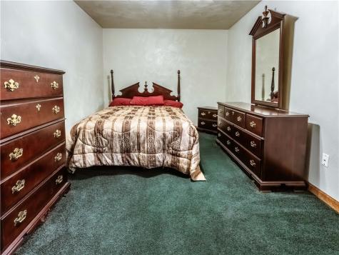 196 White Oak Drive Allegheny Township PA 15068
