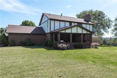 196 White Oak Drive Allegheny Township PA 15068