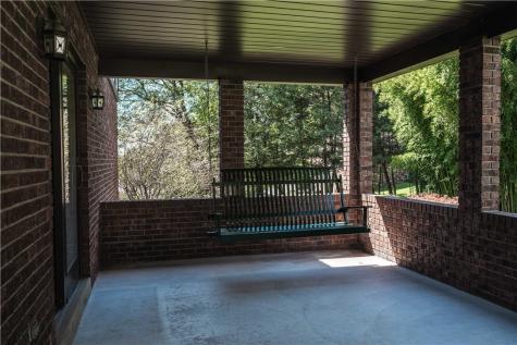 196 White Oak Drive Allegheny Township PA 15068
